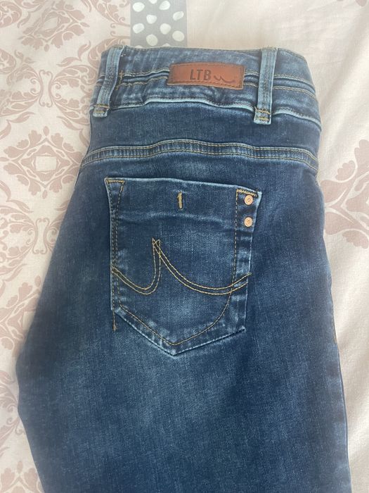 Дамски дънки