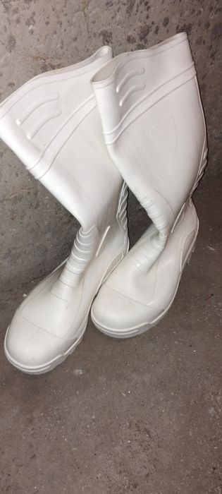 Антистатични, бели, гумени ботуши с метално бонбе