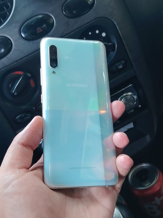 Samsung A90 6/128 ideal
