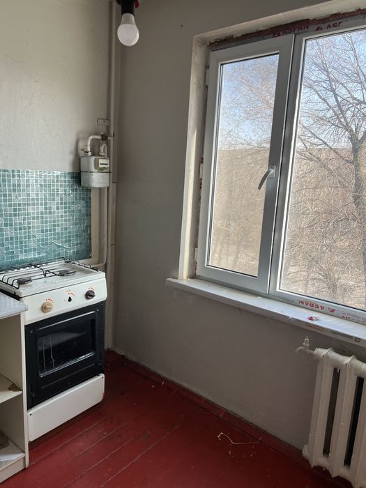 Сдам 1 ком кв 4 мкр 20 дом