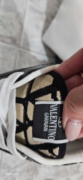 Нови мъжки маратонки 45