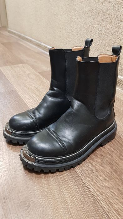 Высокие утепленные ботинки челси на девочку 36р.