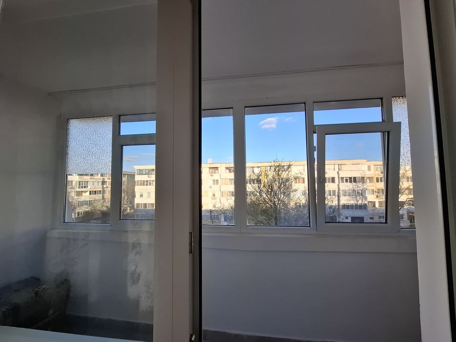 Se oferă spre inchiriere  apartament 2 camere