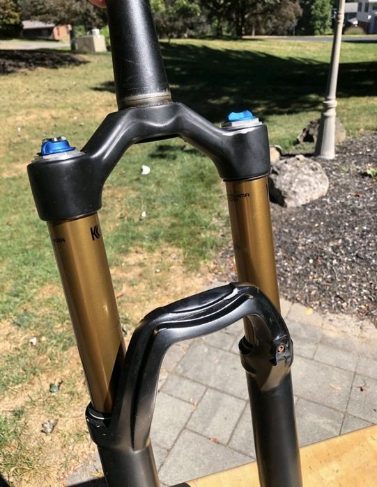 Продам Fox Factory 34 kashima