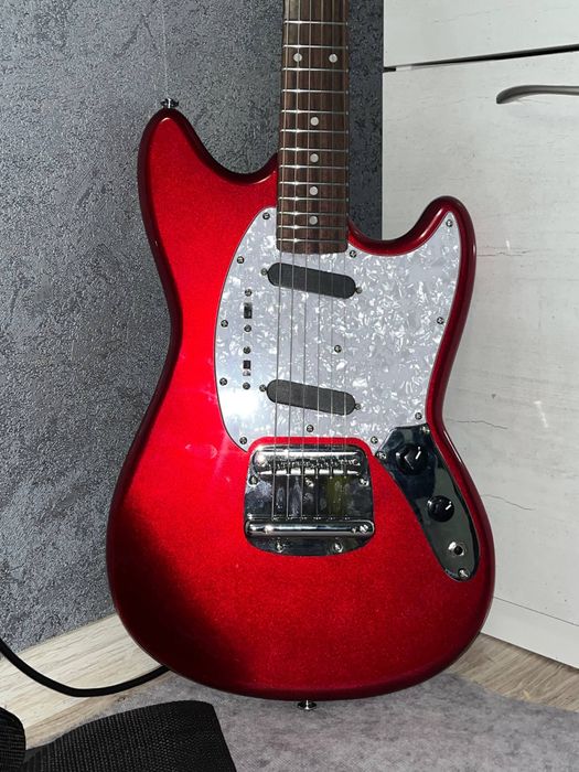 Электрогитара Mustang