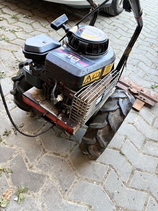 Motocositoare cu motor Briggs & Stratton Sprint 40