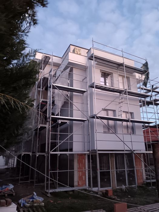 Двустаен  апартамент в  сграда