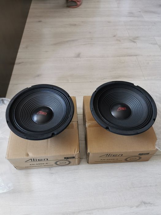 Vând difuzoare 8 inch 20 cm