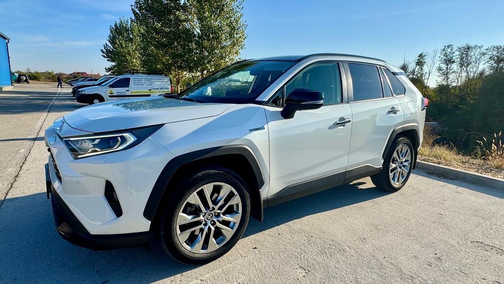 TOYOTA RAV4 2021 — imagine 4