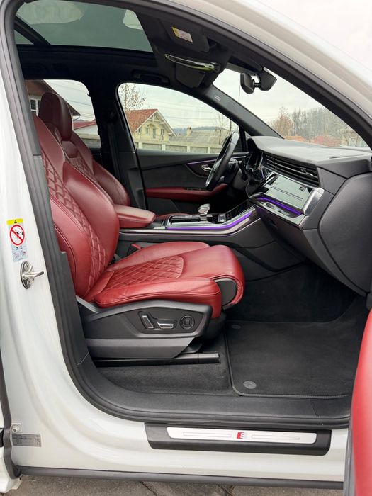 "Vand Audi SQ7 "  "MATRIX" ,7locuri , 4l V8 , 440 cp