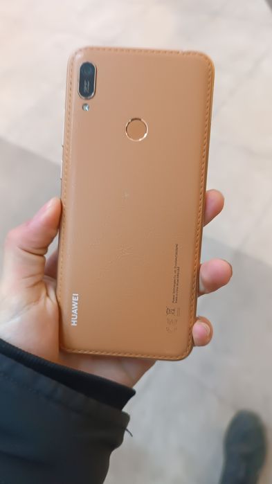 Продажа/обмен Huawei y6 (2019)