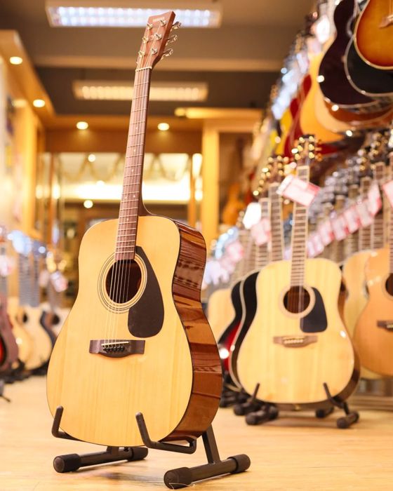 акустическая гитара Yamaha f310