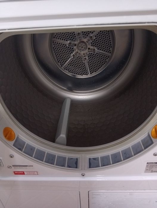 Сушилня с термопомпа Миеле Miele T 8000 WP 7кг А+++ 2 години гаранция