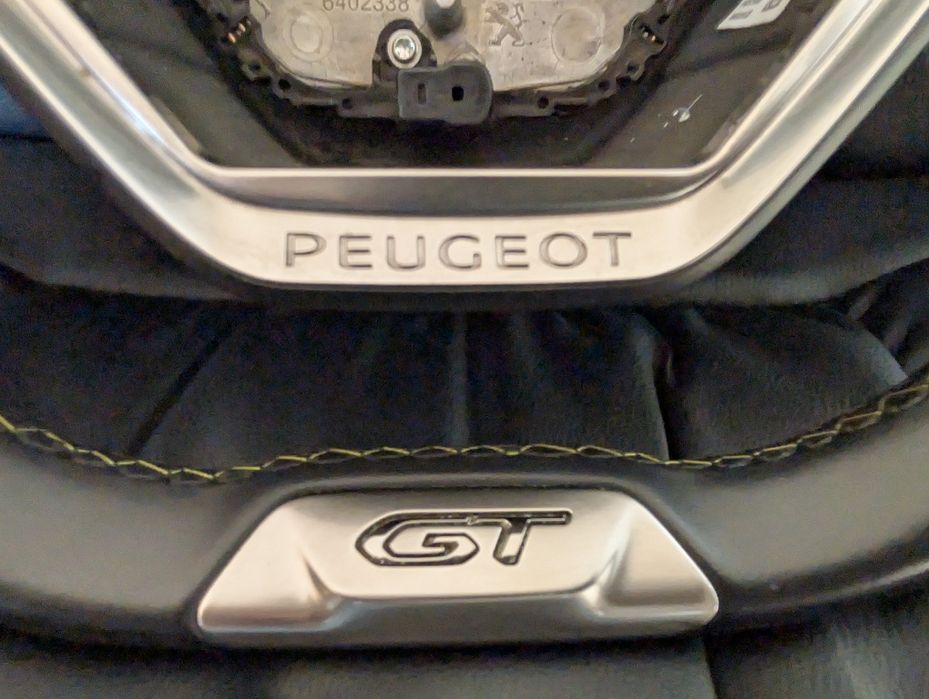 Продавам волани за пежо GT 208, 308, RCZ, 3008, 5008, 307