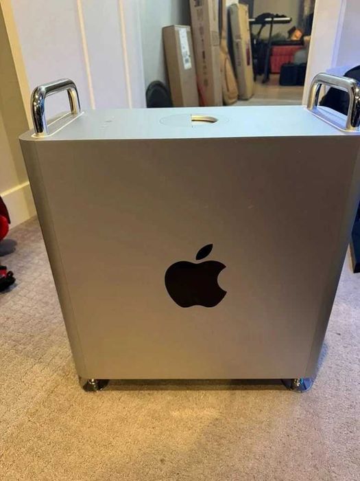 Mac Pro 2019 (Intel Xeon 16-Core), 96 GB RAM, 2 TB SSD, 2 видеокарты
