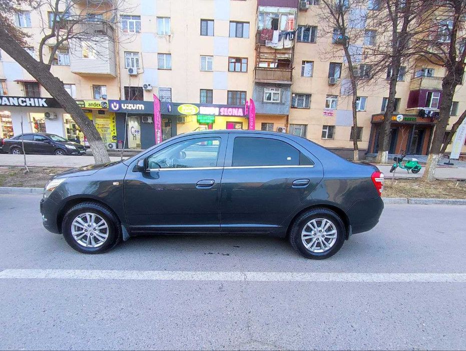 Продаю свою машину, Кобальт