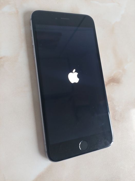[6+] Vând iPhone 6 Plus [impecabil] și [fără probleme] //poze reale