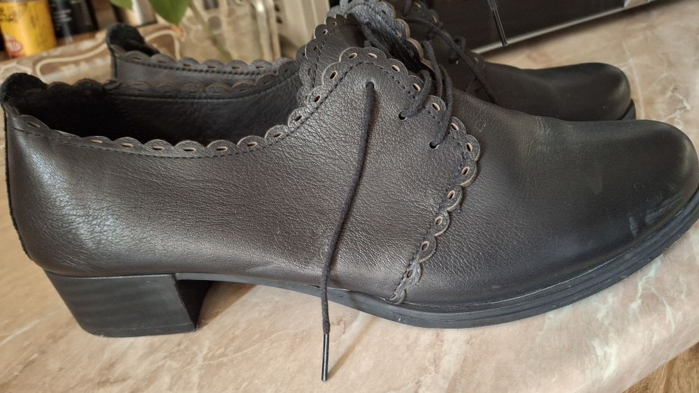 Дамски обувки 42 номер