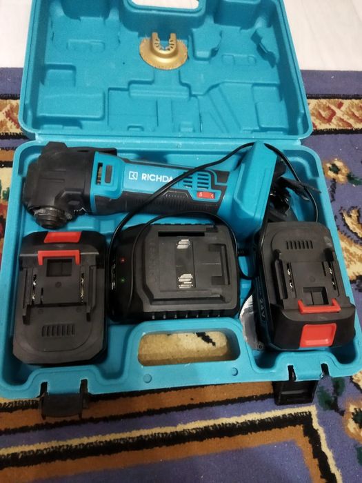 Продам инструмент для ремонта..