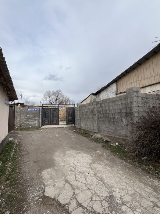 Жилой дом земельный участок