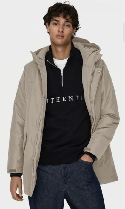 Продавам мъжко зимно яке