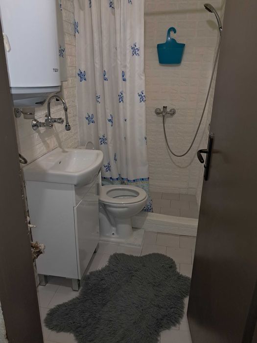 Дава се под наем Тристаен апартамент в Варна, Лятно кино Тракия - 72 кв.м за 408 € - Снимка #11