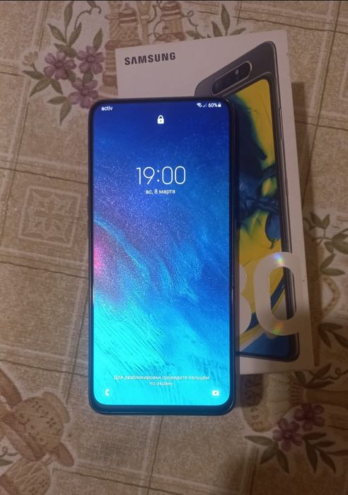 Продам Самсунг А80.