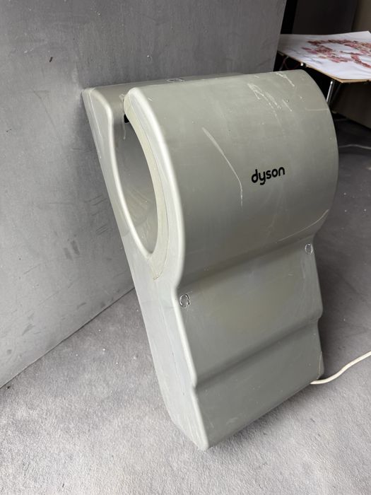 сешоар за ръце Dyson