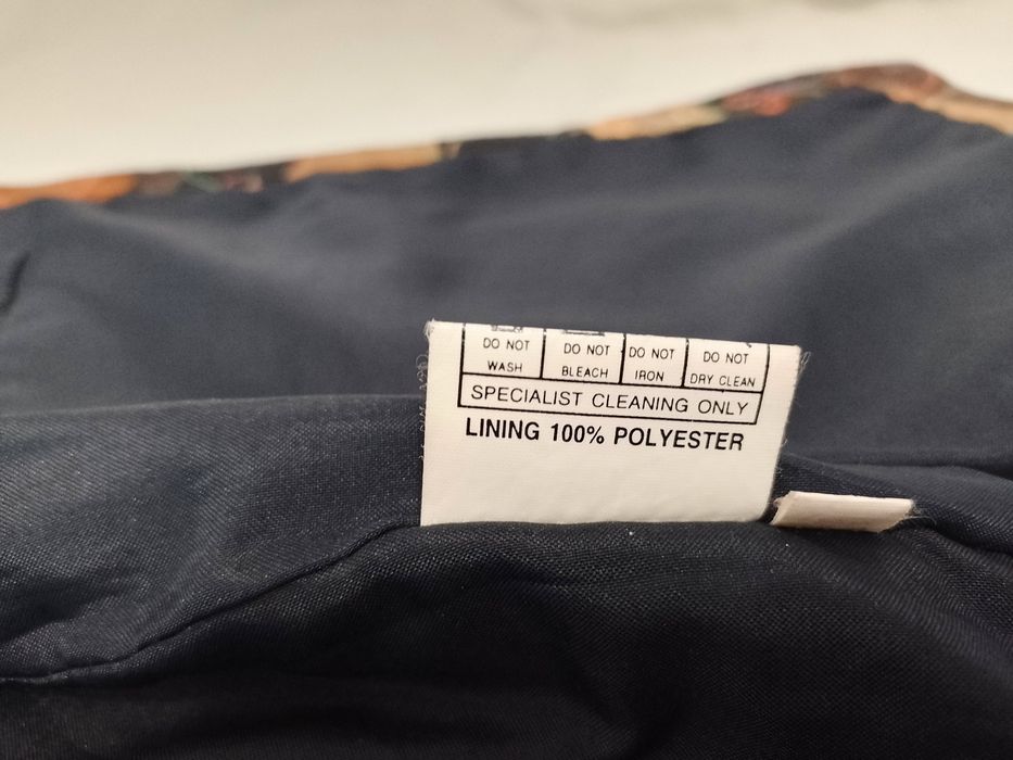 Кожен елек с декоративен шев