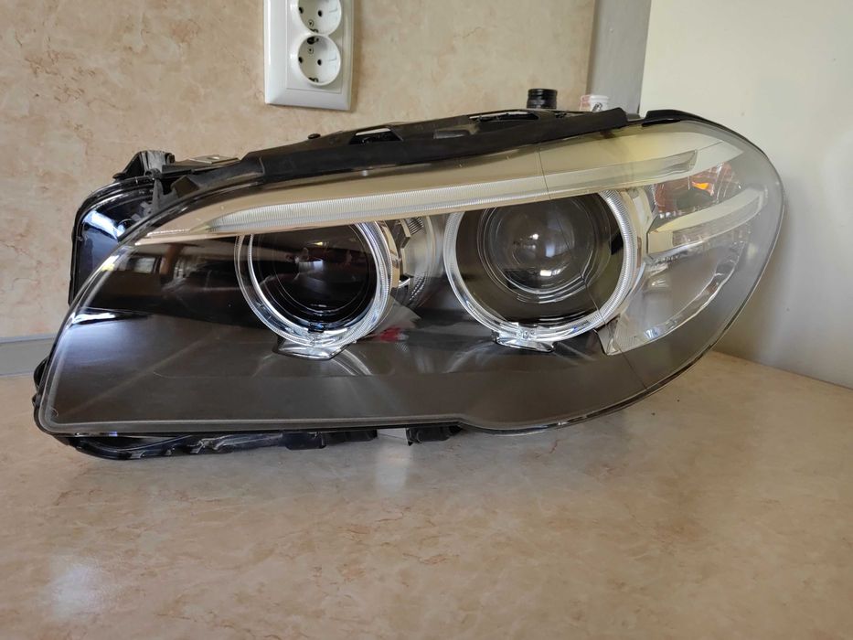 Фар BMW F10 BMW F11 5-ца Bi-Xenon LED /Фар БМВ Ф10 Ф11 Оригинален