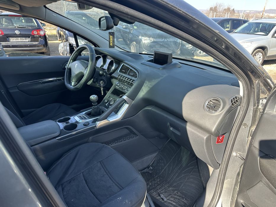 Табло със десен Airbag за Пежо 3008!