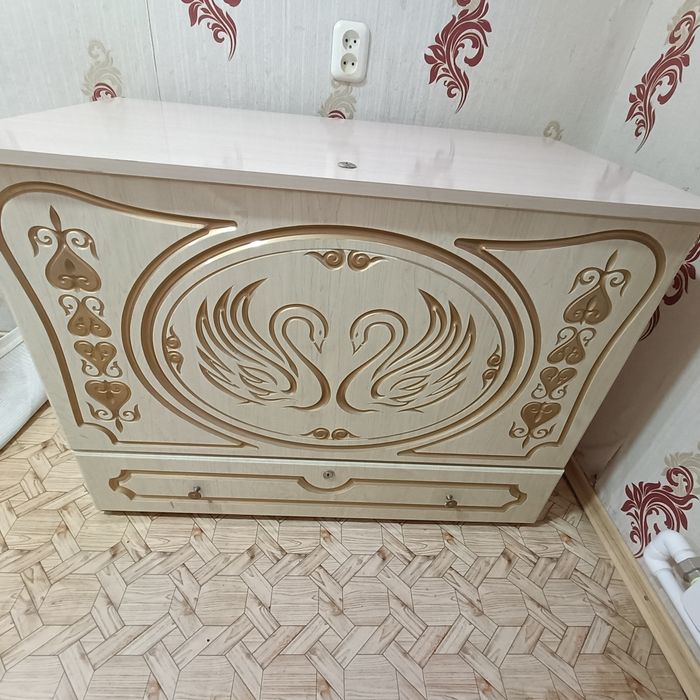 Сандык почти новый