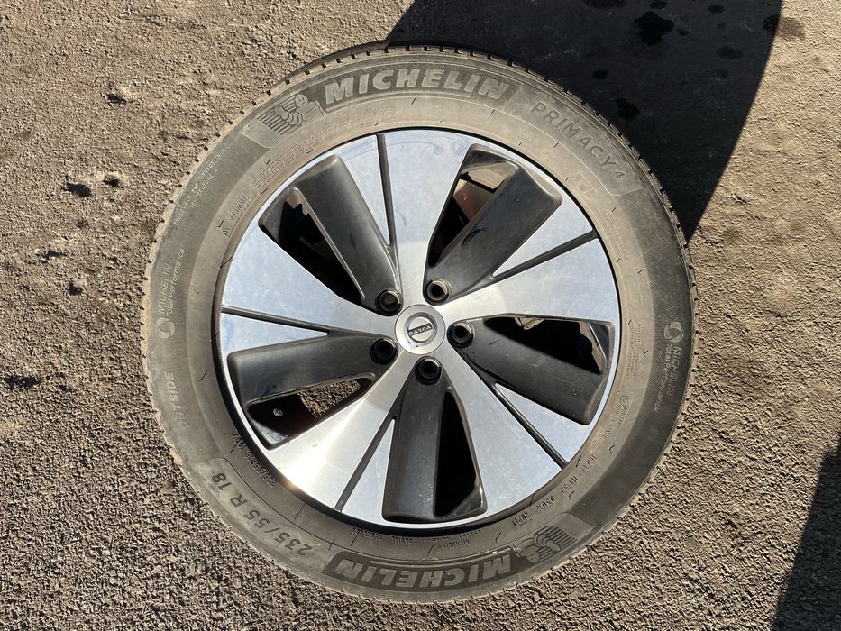 Джанти с гуми Volvo xc40 5x108 18” OEM
