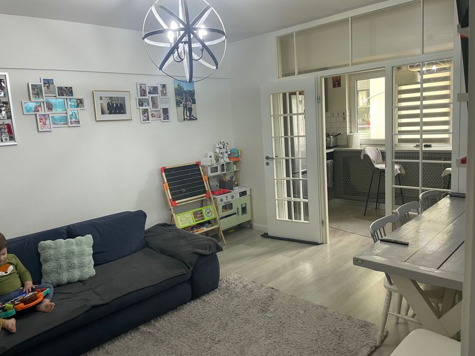 Apartament  de vânzare