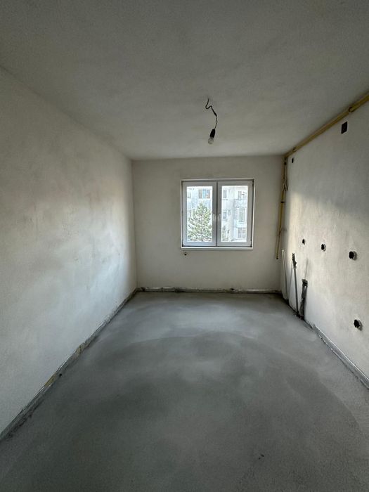 Apartment cu 3 camere de vanzare