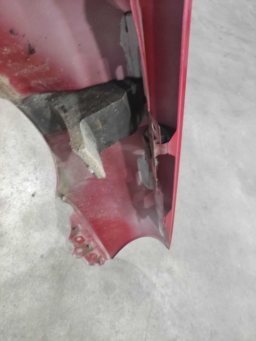 Aripa stanga volkswagen vw golf 5 break originala LA3H