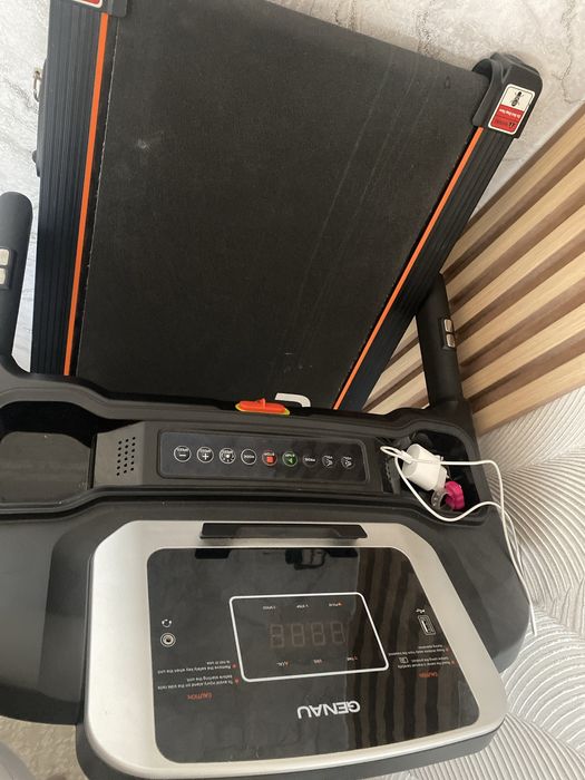 Беговая дорожка Genau