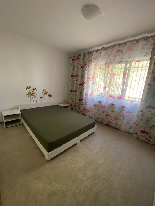 Vand apartament 2 camere semidecomandat Rosiori de vede