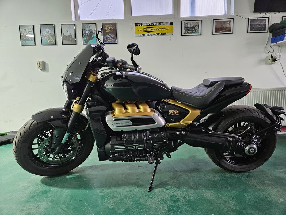 Vand Triumph rocket 3 R Black