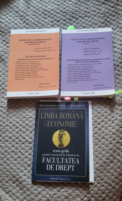 Vand carti gramatica