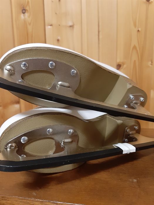 Коньки для фигурного катания