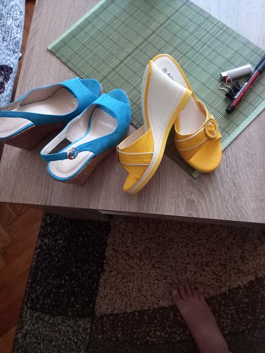 Sandale noi marimea 36