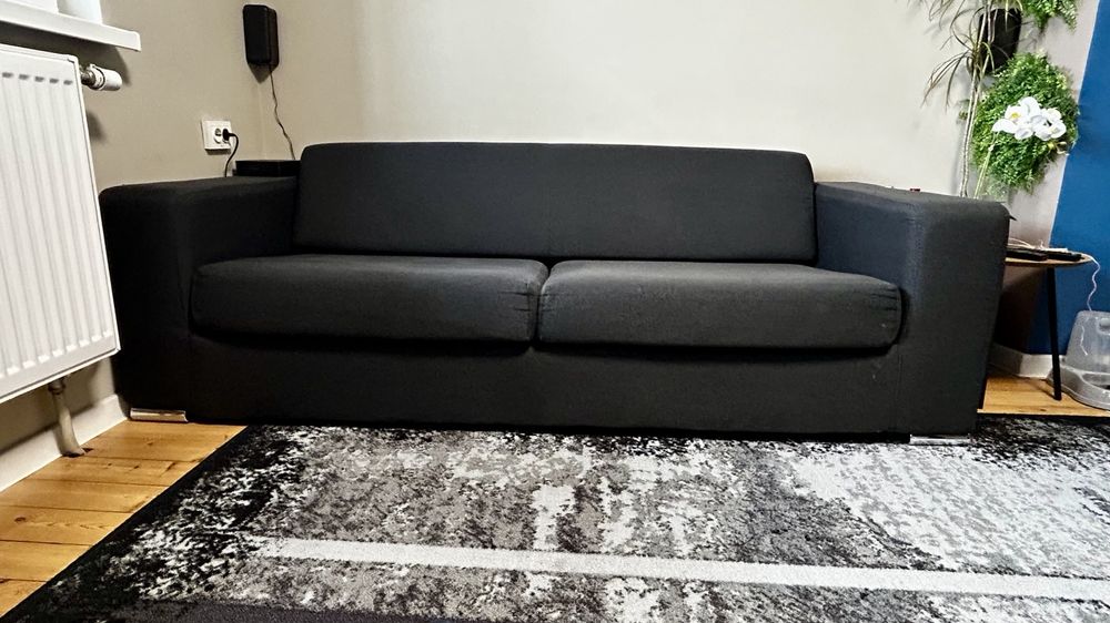 Диван триместен 200см на 80см