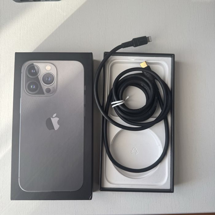 Vand iPhone 13 PRO, 256 GB