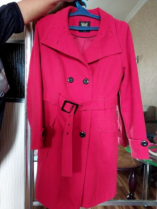 Пальто кашемировое,красное