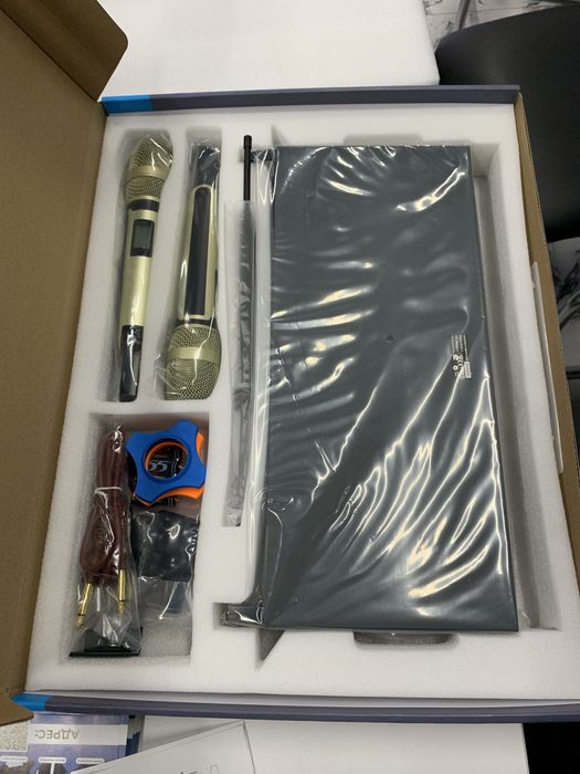 Двойная беспроводная микрофонная система sennheiser