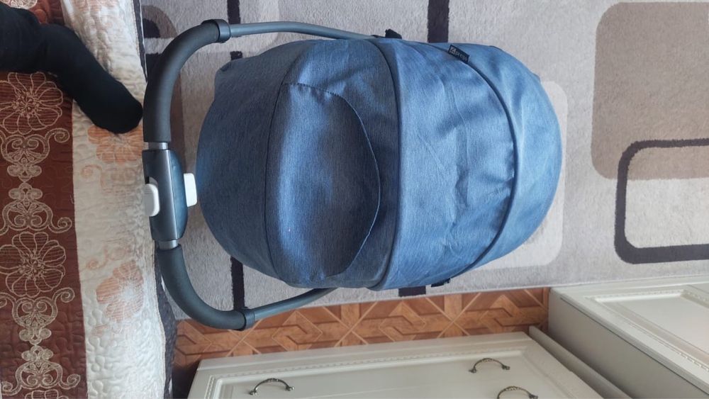 Балалар коляскасы / Детская коляска