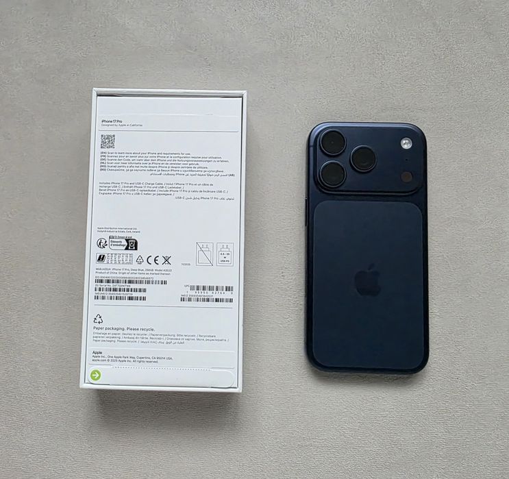 iPhone 17 Pro Deep Blue 256Gb NOU Garantie 2 Ani Factură