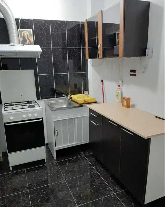 Дава се под наем Едностаен апартамент в Пловдив, Тракия - 27 кв.м за 122.4 € - Снимка #1