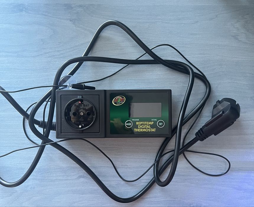 Termostat zoomed pentru terarii